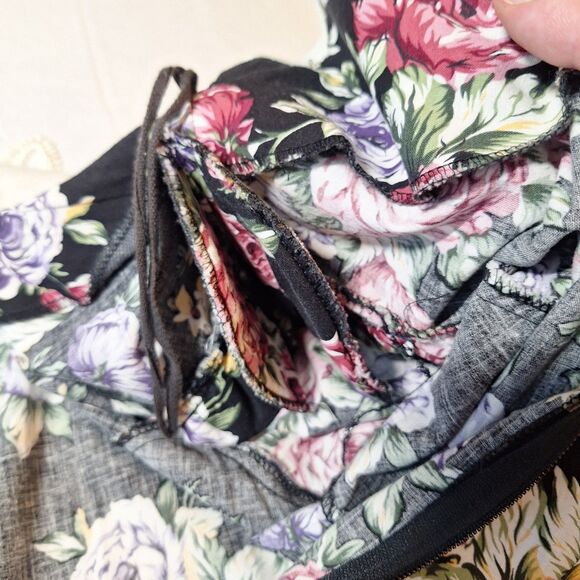 Lisa Petites Vintage 80s Black Floral Lace Bib Collared Neck Midi Dress Size 14 - Picture 9 of 11